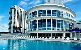 Beachfront Property Pool Gym Tennis Miami Beach!